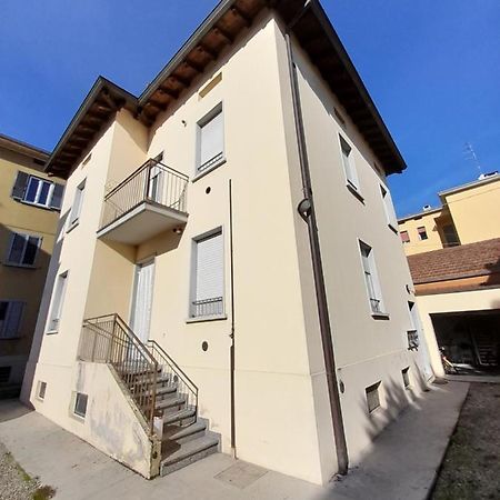 Breve Ristoro Apartment Parma Bagian luar foto