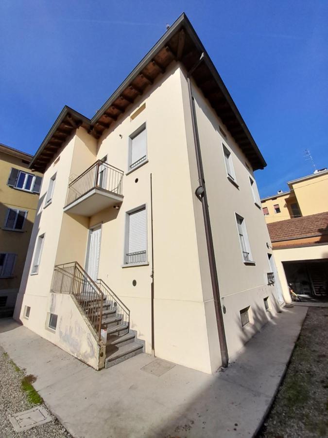 Breve Ristoro Apartment Parma Bagian luar foto