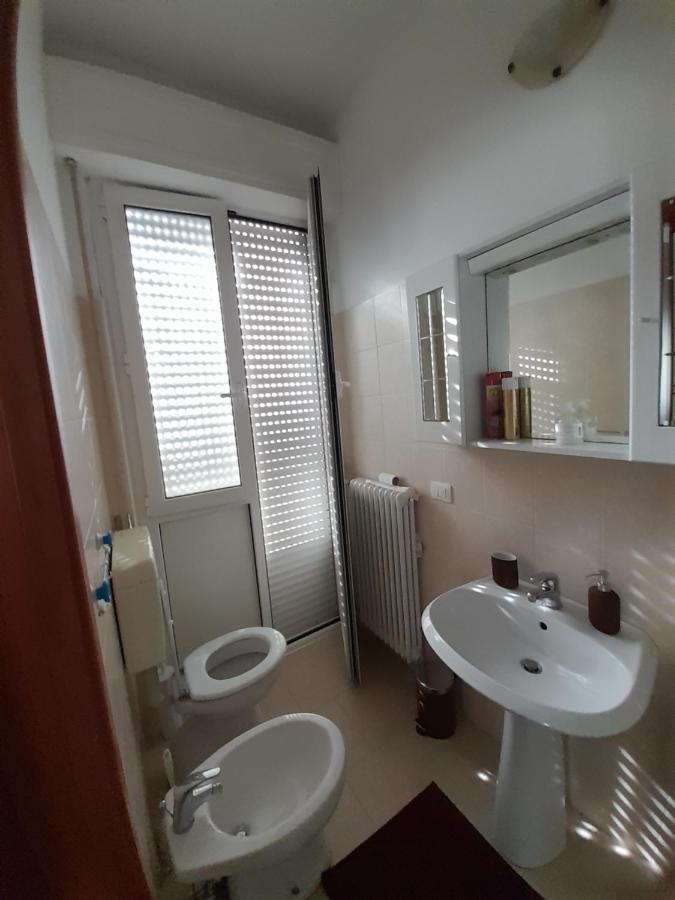 Breve Ristoro Apartment Parma Bagian luar foto
